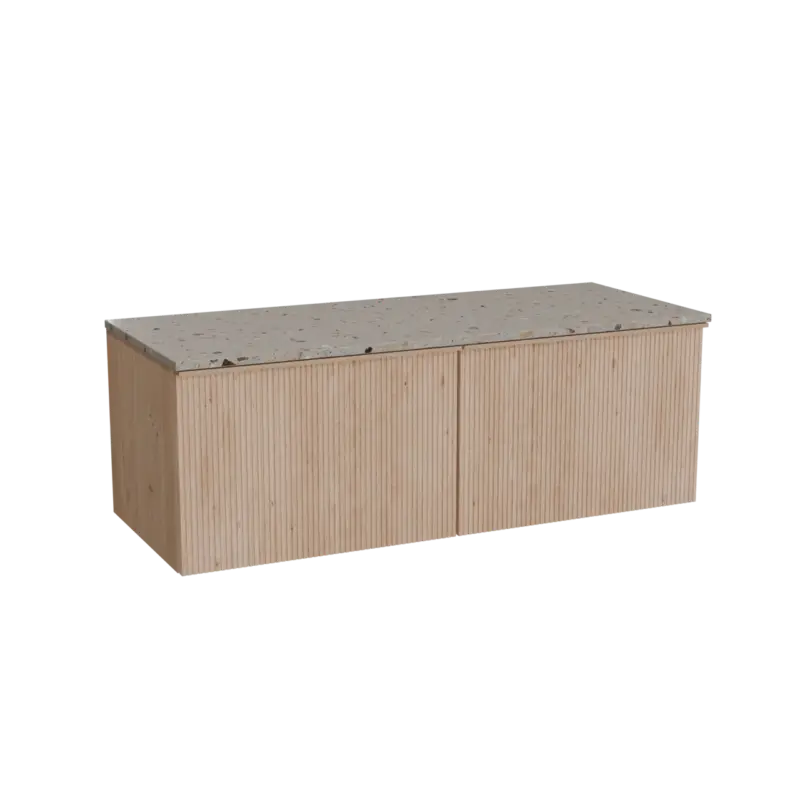 Abverkauf Balmani Forma hängendes Möbelstück Set: 135 x 55 cm, Naturbelassene Eiche, mit Stretto Einzel- oder Doppel Waschtischplatte, Terrazzo in Greige, Vertikale symmetrische gerade Rippe
