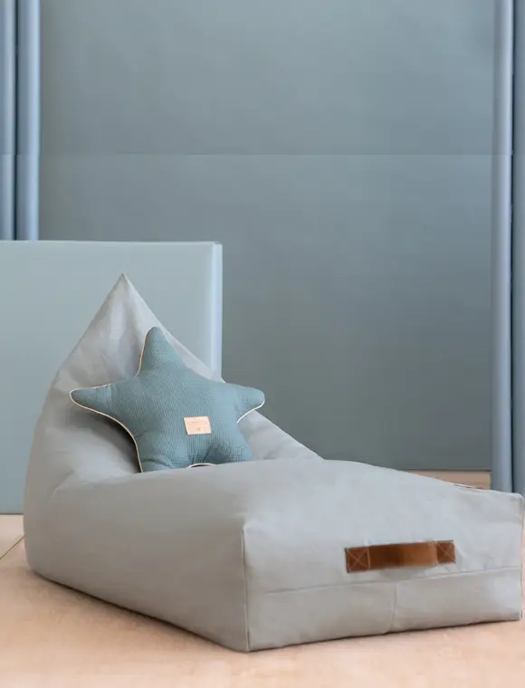 Abverkauf Langer Sitzsack Oasis Kinder von Nobodinoz
