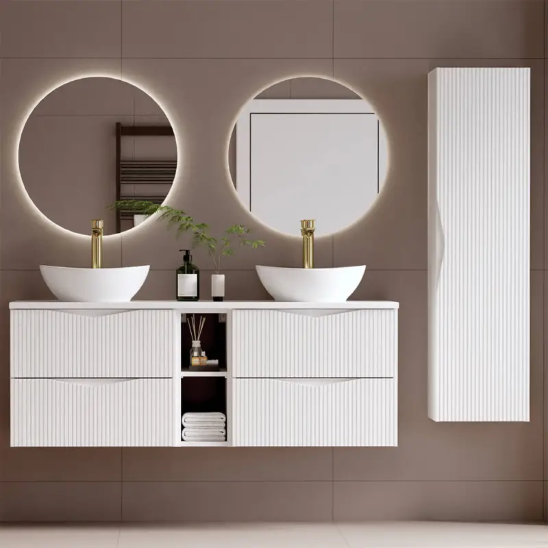 Badmöbel-Set 4-teilig mit 140 cm Doppelwaschtisch & 2 LED-Spiegeln in weiß mit gerillter Front - CALURI-140 Angebot